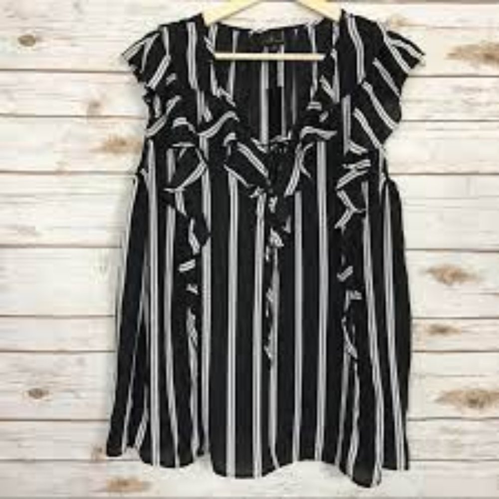 Worthington Black & White Ruffle Striped Sleeveless Blouse New With Tags Size M - Picture 1 of 3